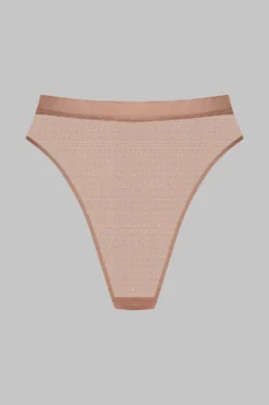Corps à CorpsString taille haute