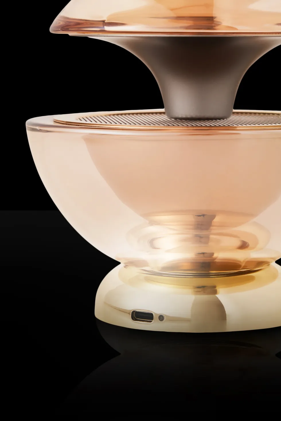 Curiosités Désirables ©L’Indécente - Lampe à poser rechargeable
